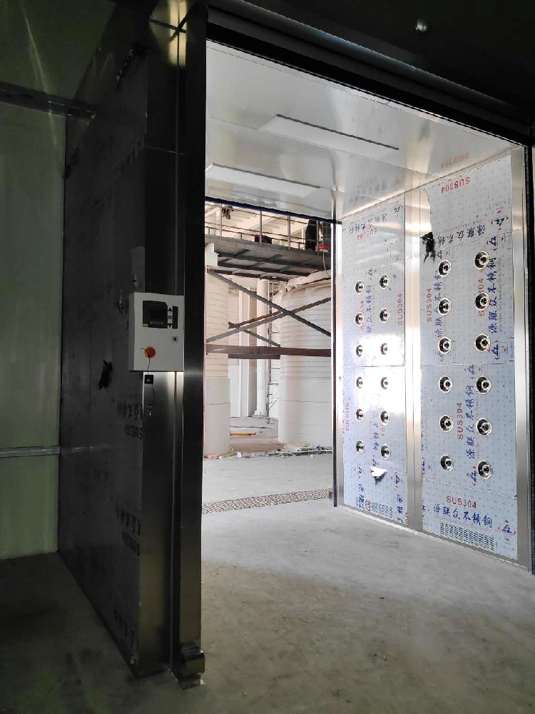 深圳市万德建设集团有限公司安装定制风淋室