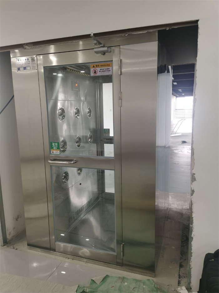 常州福之源食品有限公司风淋室安装现场